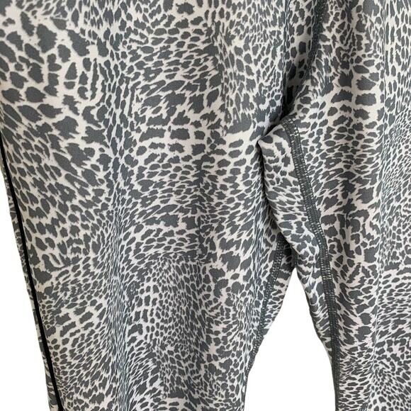 NIKE Dri-Fit Leopard Print 7/8 Leggings High Waist Athletic Womens Small Gym - Picture 3 of 7